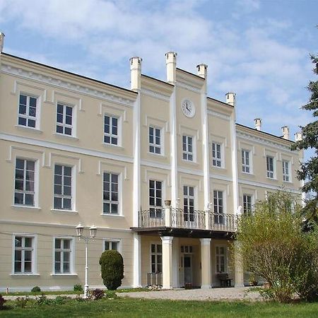 Knorrendorf Gemuetliche Ferienwohnung Fuer 6 Personen Im Schloss Kastorf מראה חיצוני תמונה